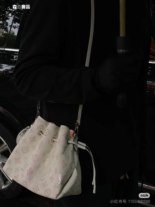 2026124175355684 570